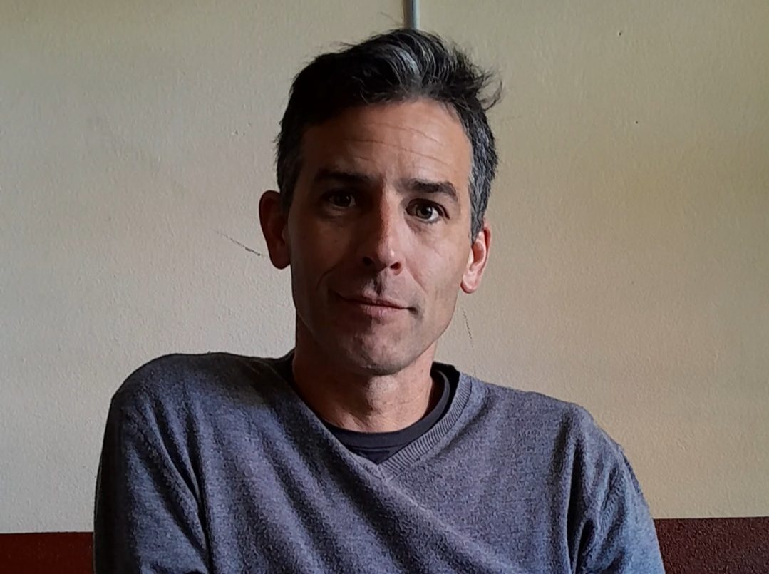 Carlos Simonelli: “la universidad resignificó mi manera de mirar el mundo”